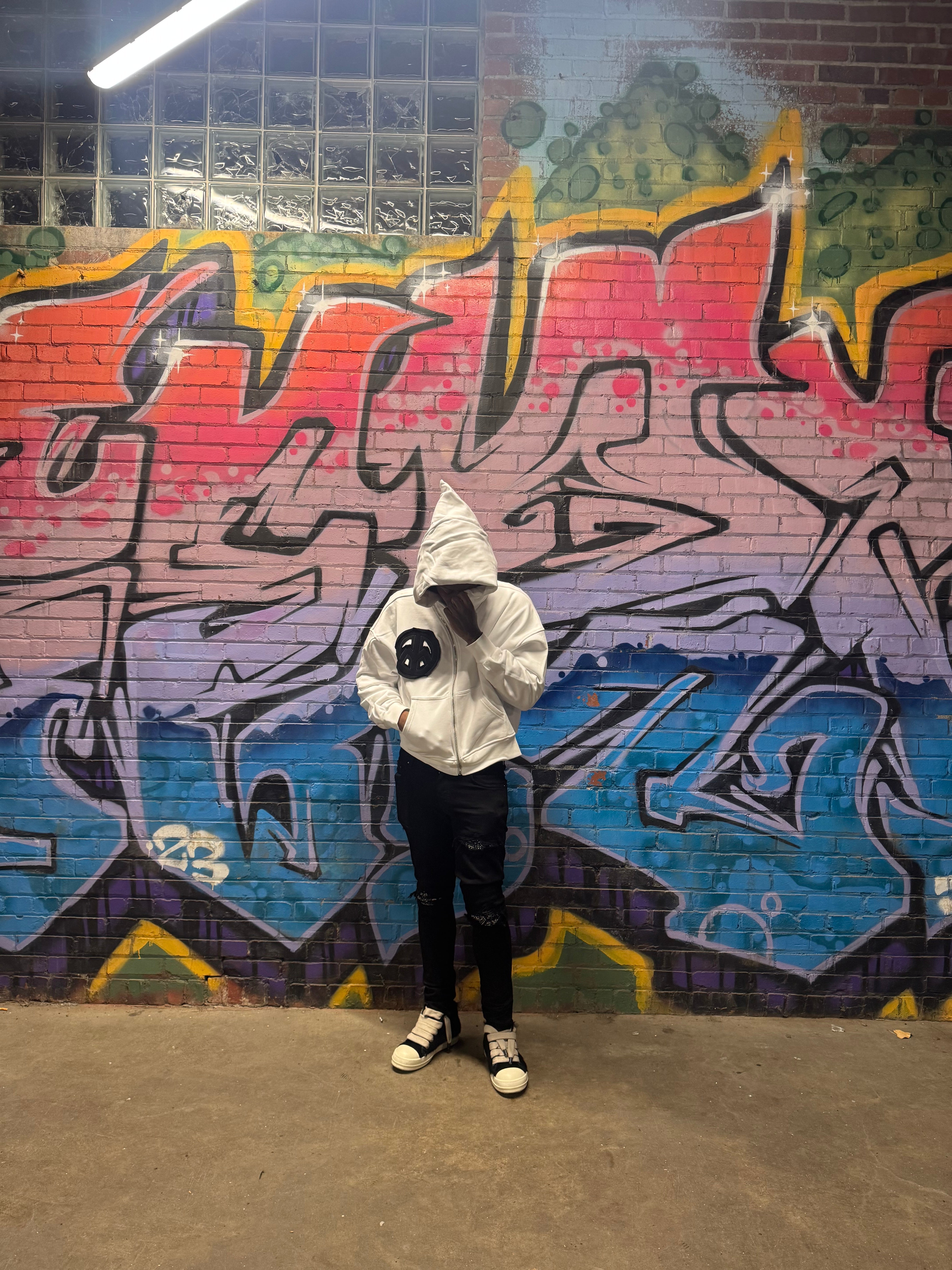 WHITE REAPER HOODIE